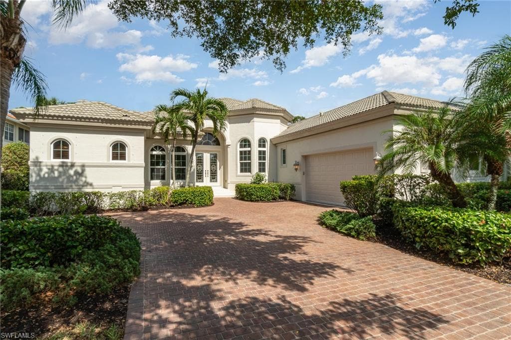 8946 Greenwich Hills WAY FORT MYERS, FL 33908