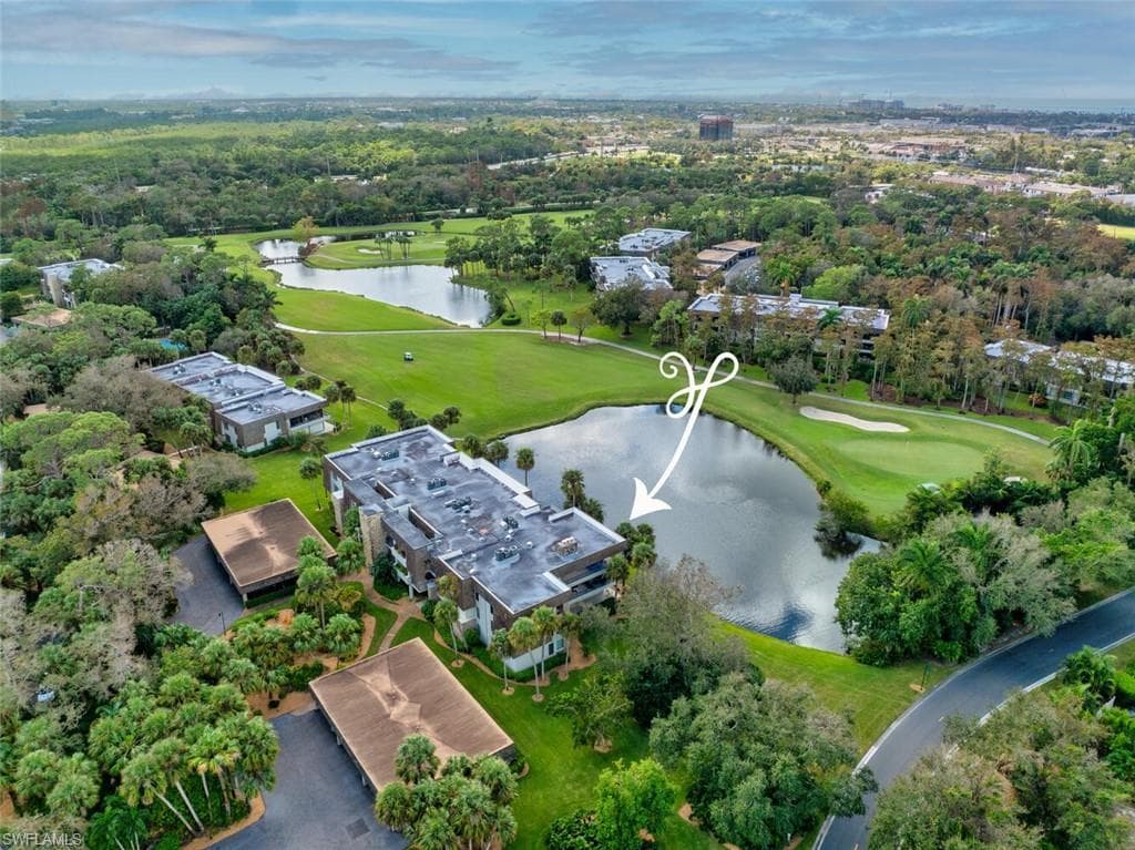 102 Clubhouse DR 377 NAPLES, FL 34105