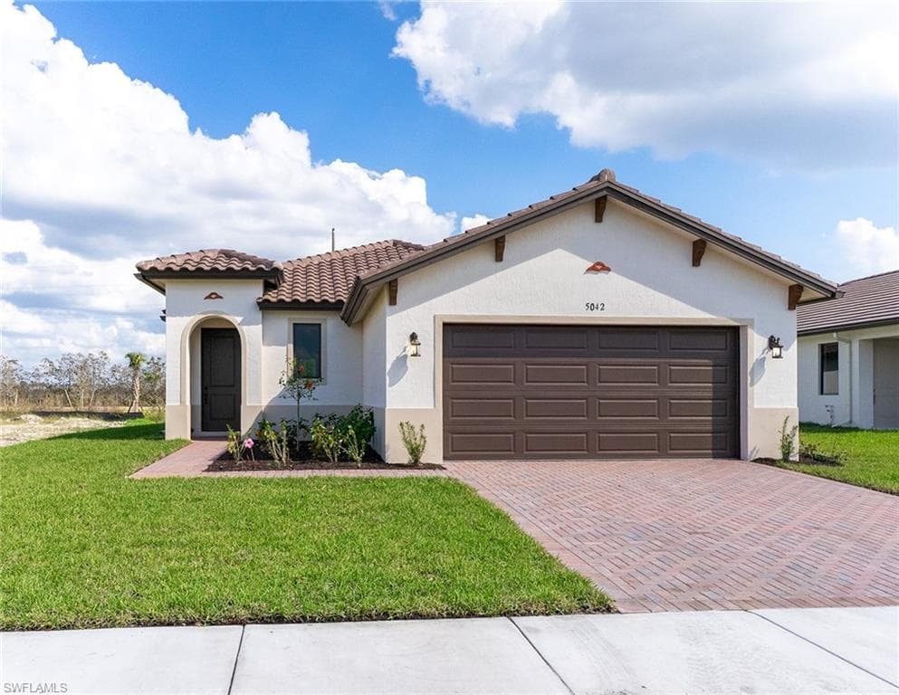 5042 Ofanto LN AVE MARIA, FL 34142