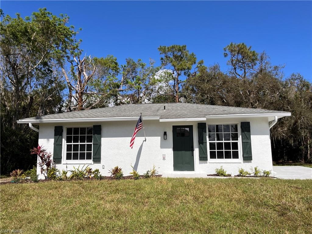 8461 Judeth LN ESTERO, FL 33928