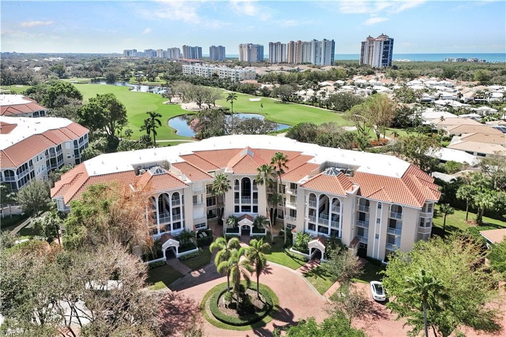 8410 Abbington CIR A21 NAPLES, FL 34108