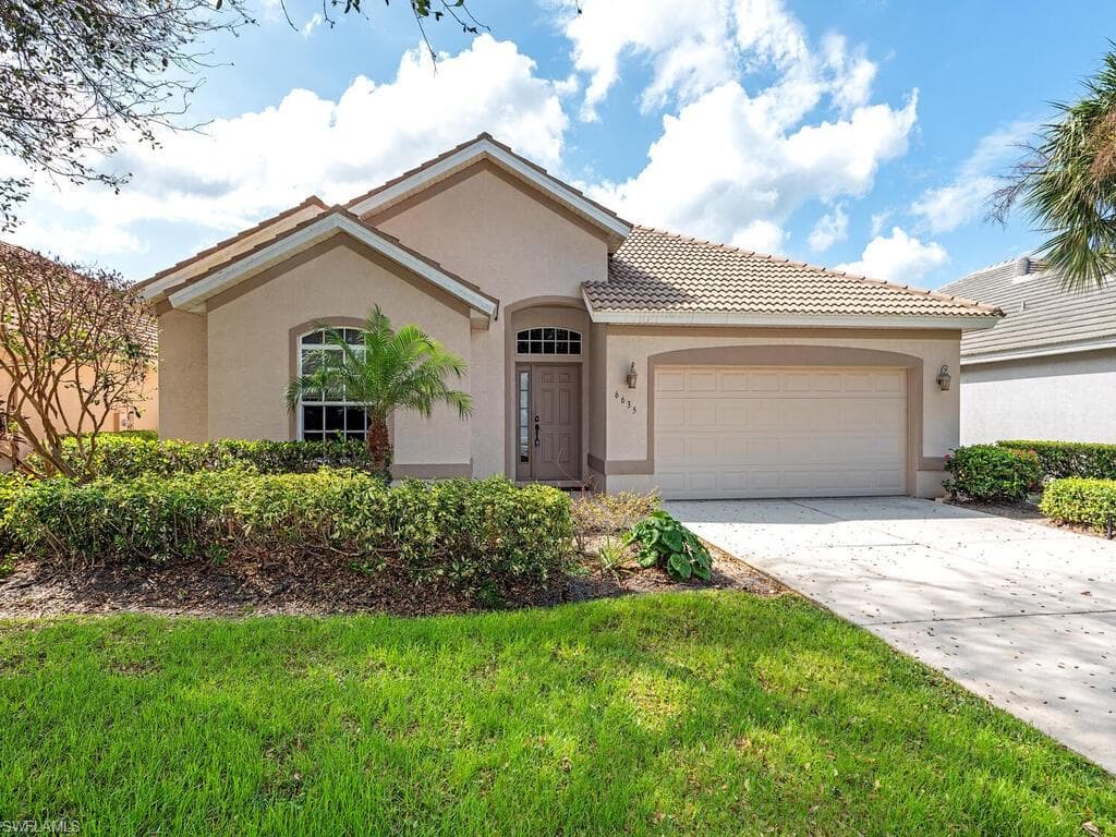 6635 Mangrove WAY NAPLES, FL 34109