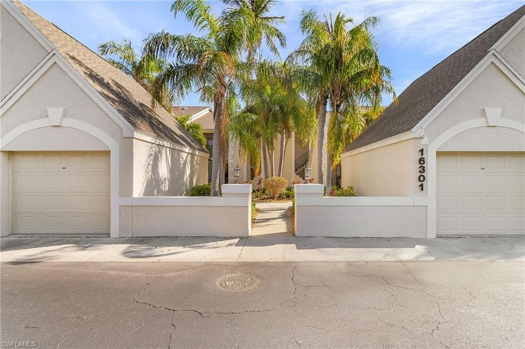 16301 Kelly Woods DR 199 FORT MYERS, FL 33908