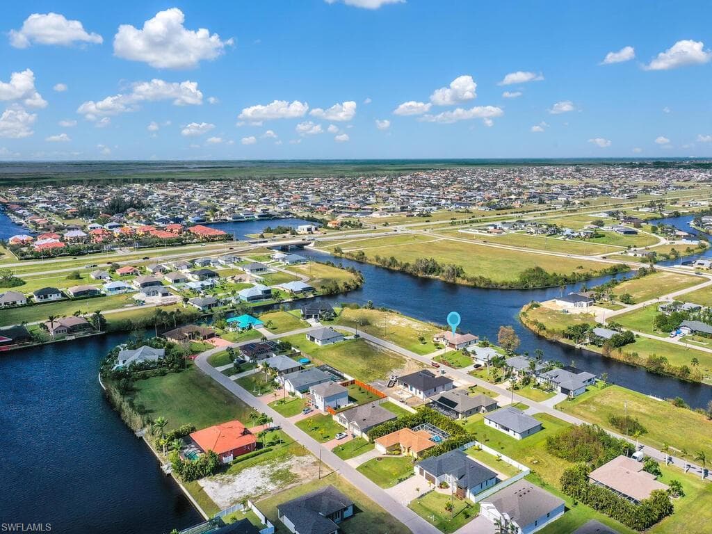 2921 SW 2nd TER CAPE CORAL, FL 33991