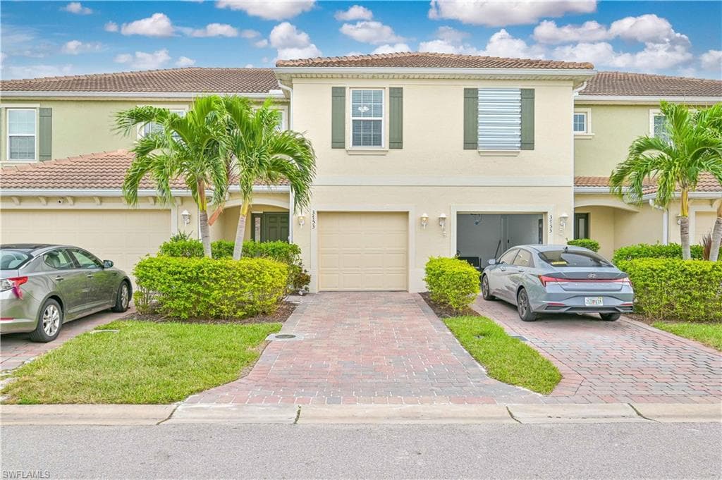 3753 Crofton CT FORT MYERS, FL 33916