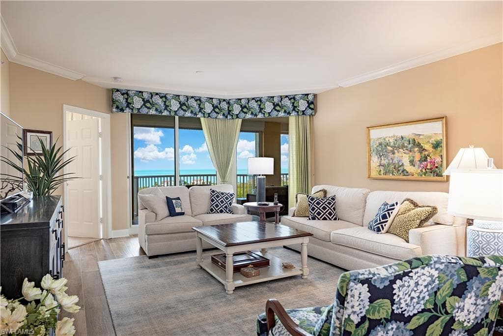 7117 Pelican Bay BLVD 1509 NAPLES, FL 34108