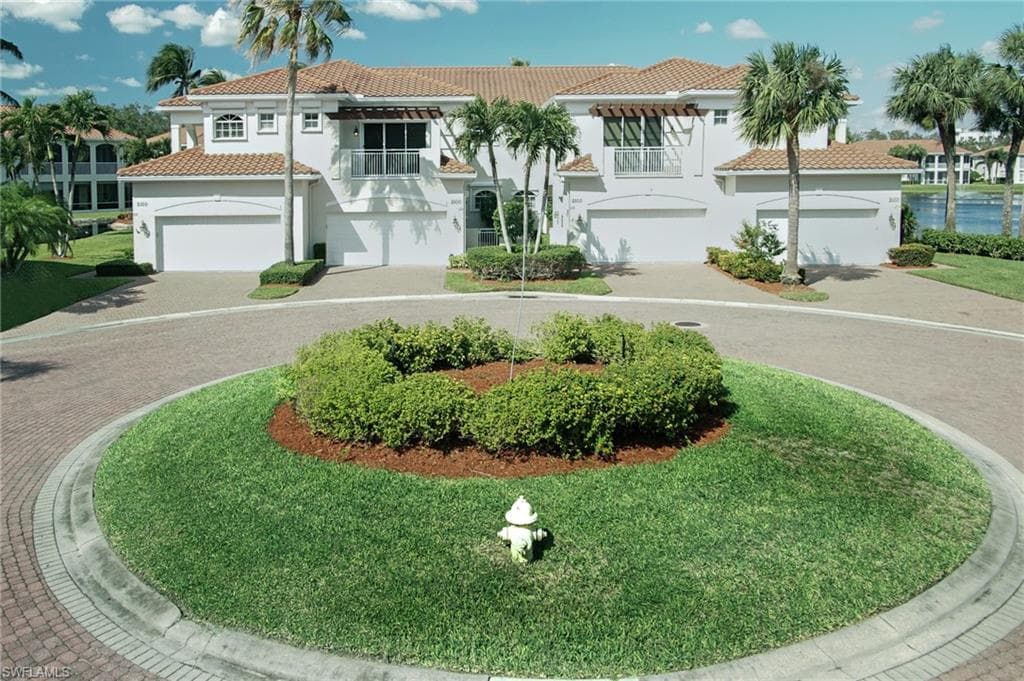 2100 L Ambiance CIR 201 NAPLES, FL 34108