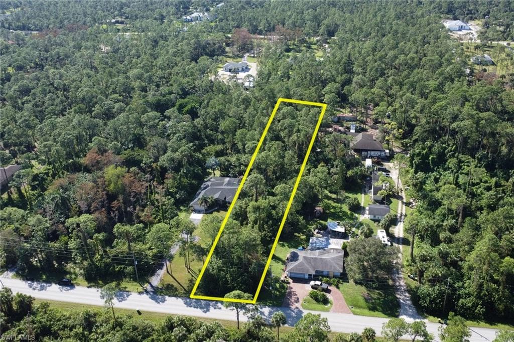 27XX 18 AVE NE NAPLES, FL 34120