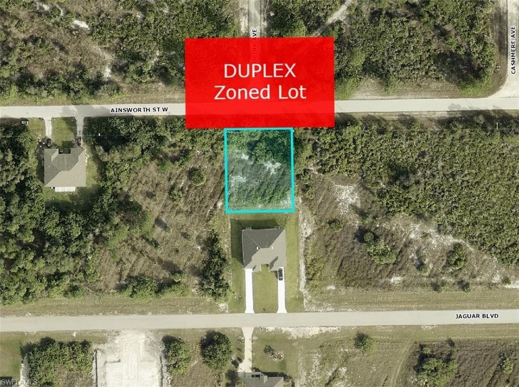 940-942 Ainsworth ST W LEHIGH ACRES, FL 33974