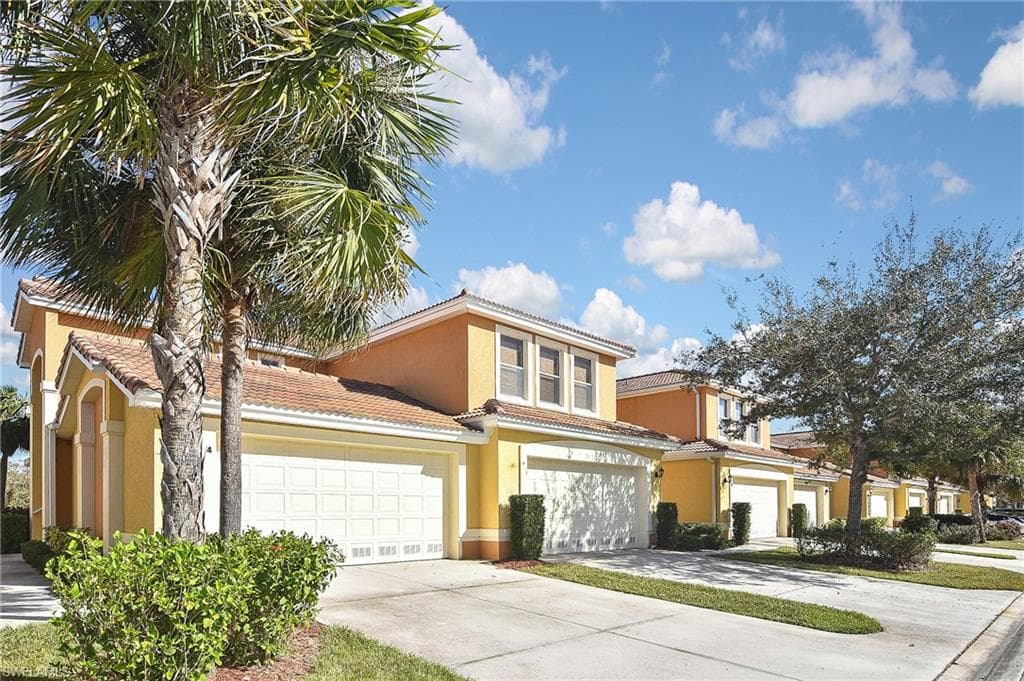 11842 Bayport LN 2104 FORT MYERS, FL 33908