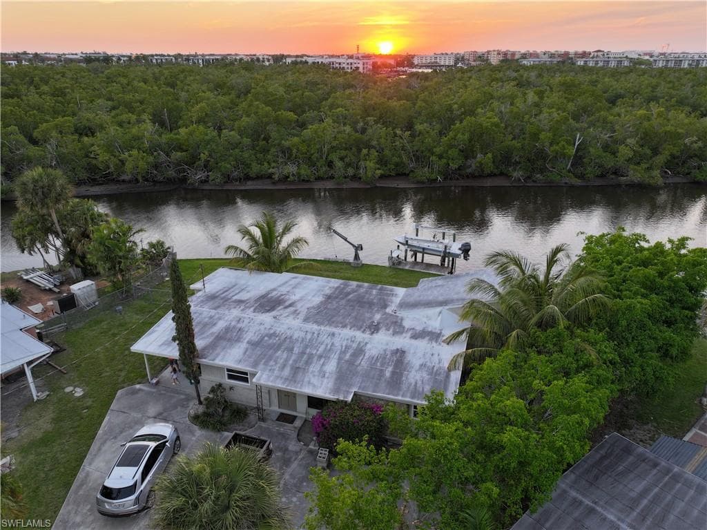 1842 Harbor PL NAPLES, FL 34104