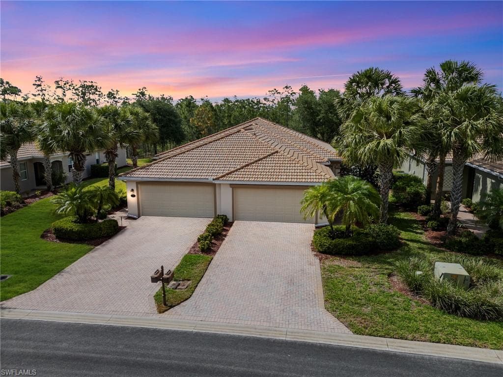 21391 Bella Terra BLVD ESTERO, FL 33928