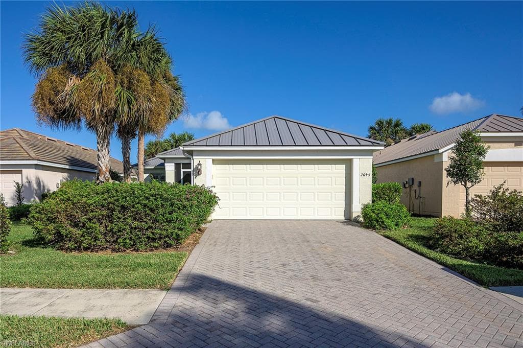 2645 Astwood CT CAPE CORAL, FL 33991