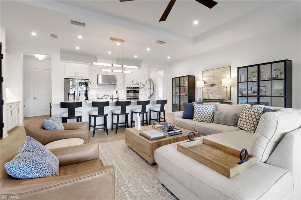 15338 Aprile ST NAPLES, FL 34114