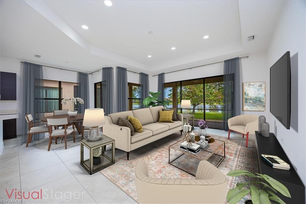 13715 Luna DR NAPLES, FL 34109