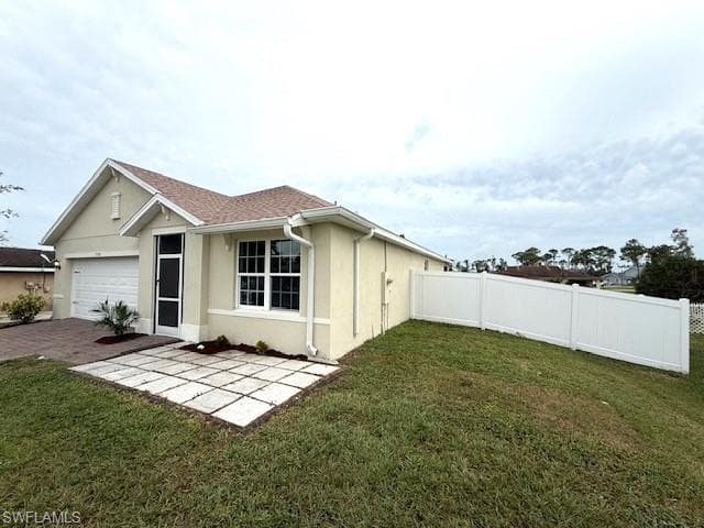 7530 Laurel Valley RD FORT MYERS, FL 33967