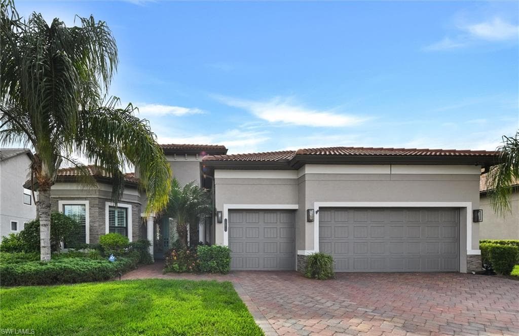 12913 Hadley CT FORT MYERS, FL 33913