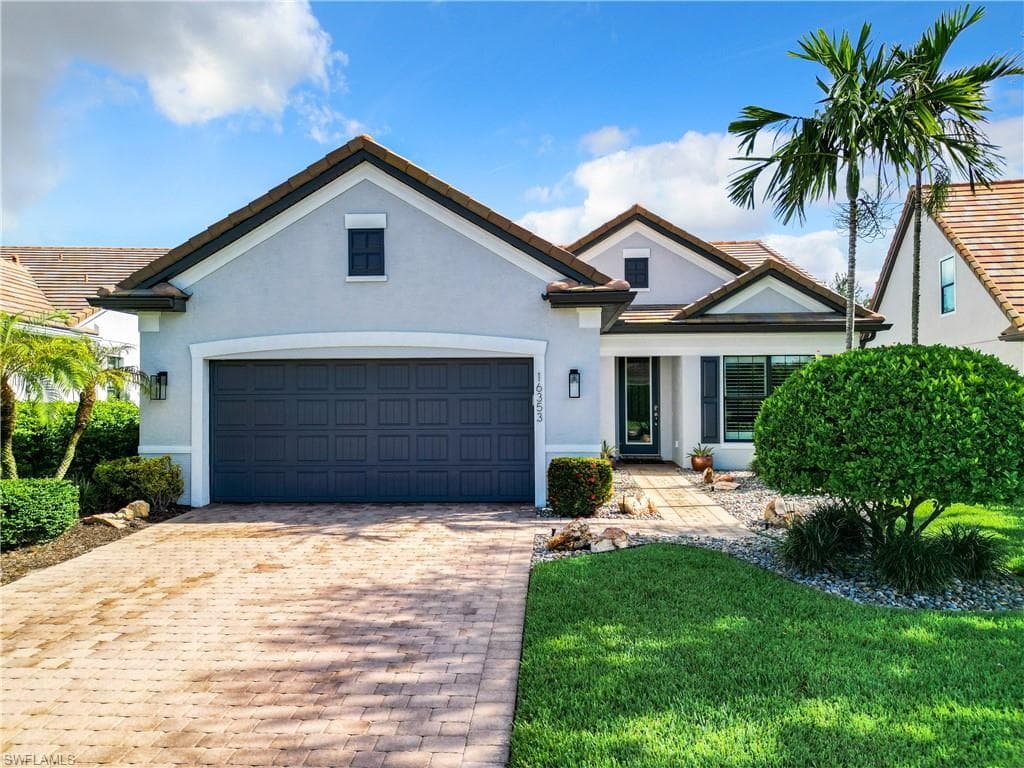 16353 Camden Lakes CIR NAPLES, FL 34110