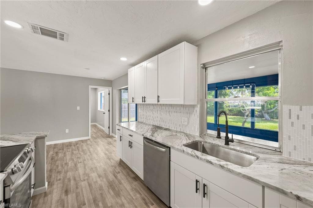 19065 Dogwood RD FORT MYERS, FL 33967