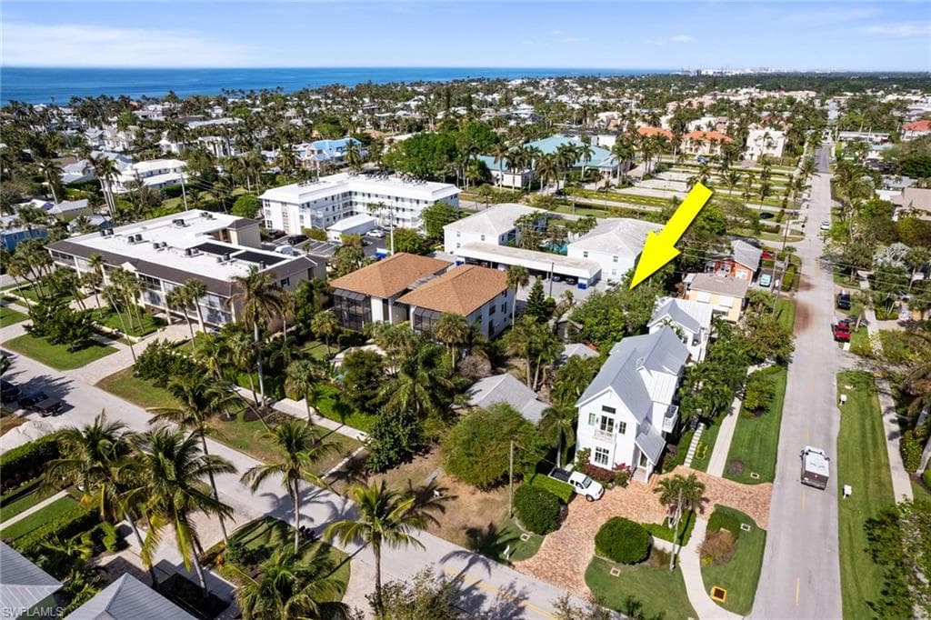 381 11th AVE S NAPLES, FL 34102