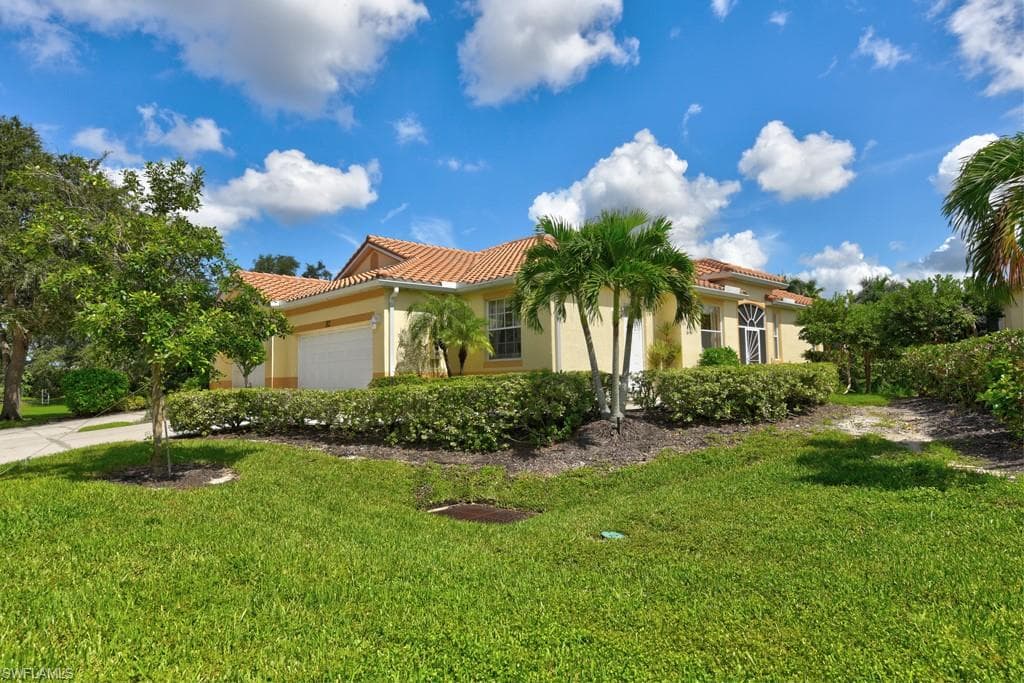 3181 Matecumbe Key RD 32 PUNTA GORDA, FL 33955