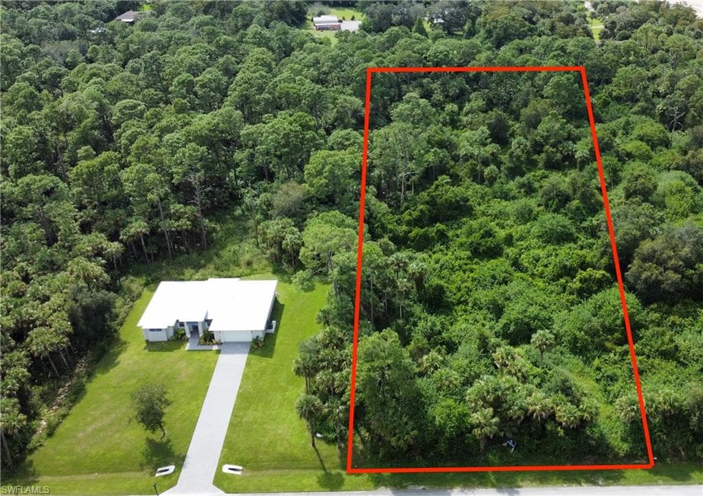 XXX 13th ST NW NAPLES, FL 34120