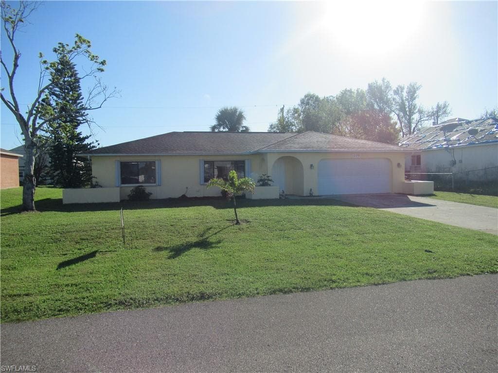 1209 SW 10th PL CAPE CORAL, FL 33991