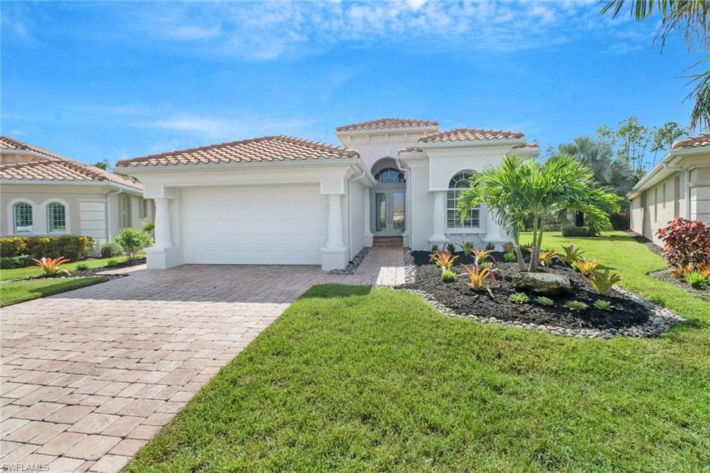 7767 Martino CIR NAPLES, FL 34112