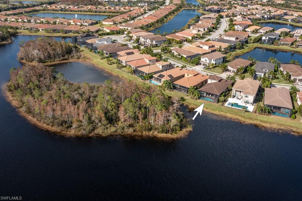 10043 Chesapeake Bay DR FORT MYERS, FL 33913