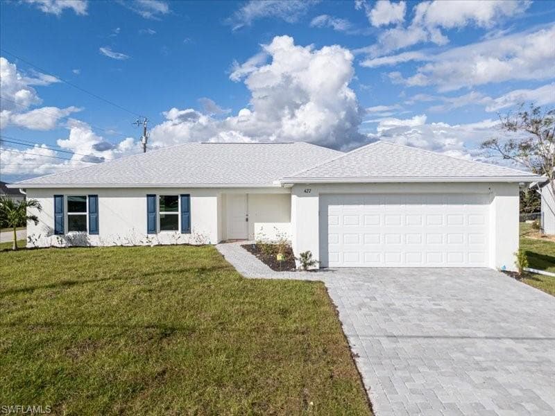 427 NW 10th TER CAPE CORAL, FL 33993