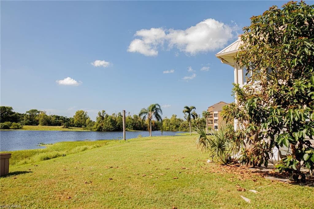 1931 W Lakeview BLVD 6 NORTH FORT MYERS, FL 33903