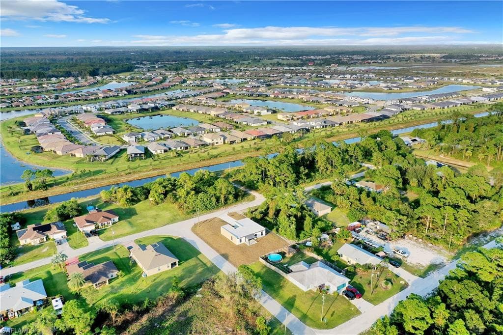 522 Alabaster ST LEHIGH ACRES, FL 33972