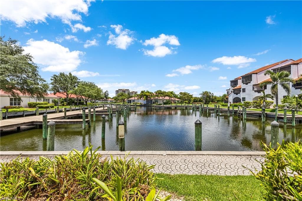15120 Ports Of Iona DR 102 FORT MYERS, FL 33908