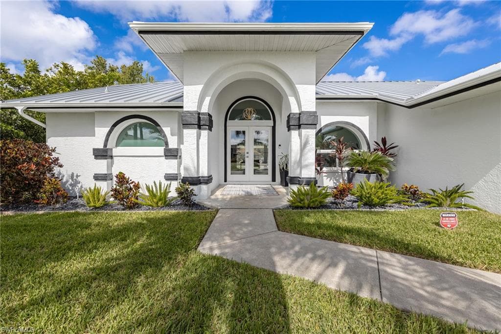 4608 SW 25th CT CAPE CORAL, FL 33914