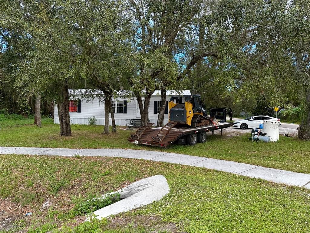 1248 County Rd 78 LABELLE, FL 33935
