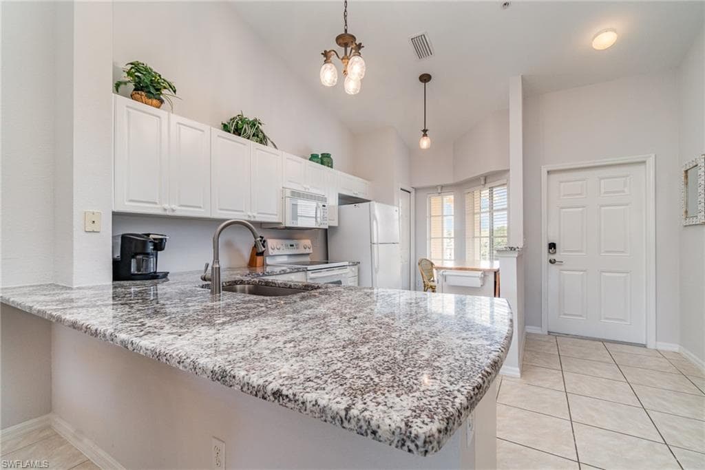 9175 Celeste DR 2-407 NAPLES, FL 34113