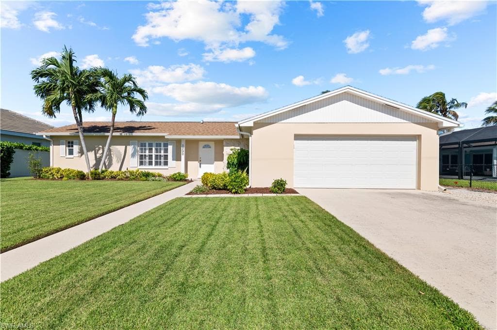 1290 Bluebird AVE MARCO ISLAND, FL 34145