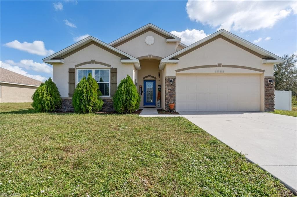 1703 SW 17th AVE CAPE CORAL, FL 33991
