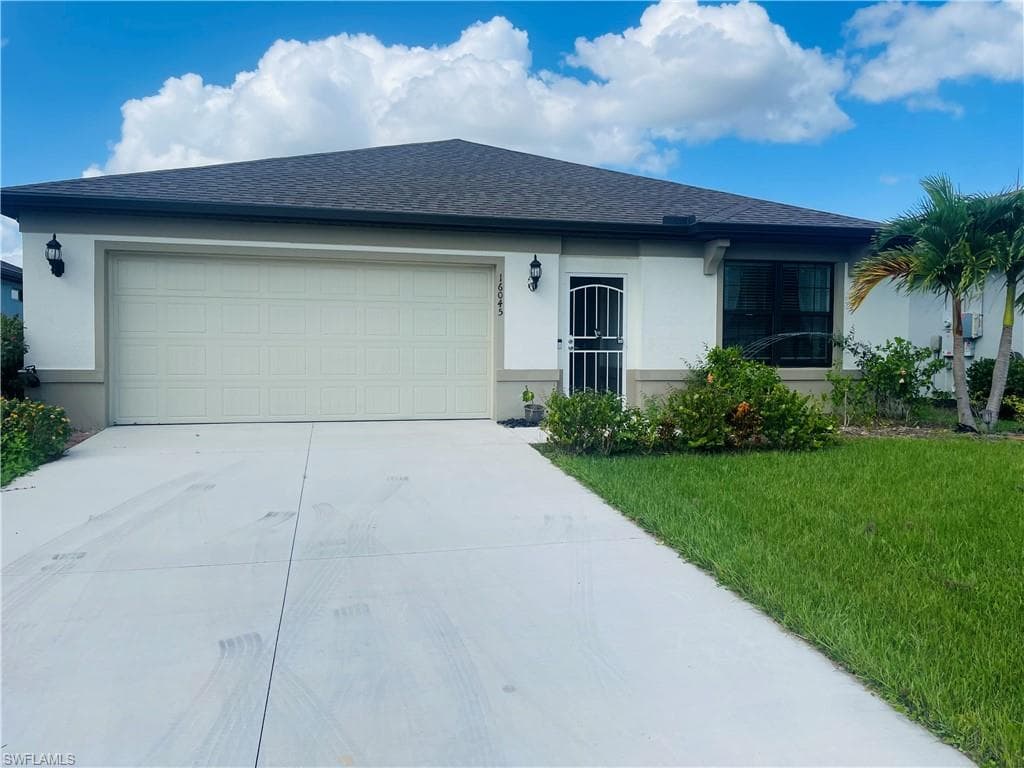 16045 Beachberry DR NORTH FORT MYERS, FL 33917