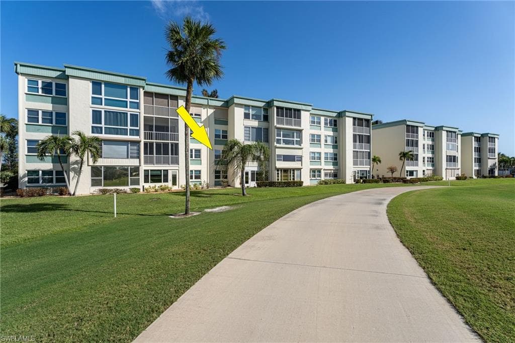 1660 Pine Valley DR 203 FORT MYERS, FL 33907