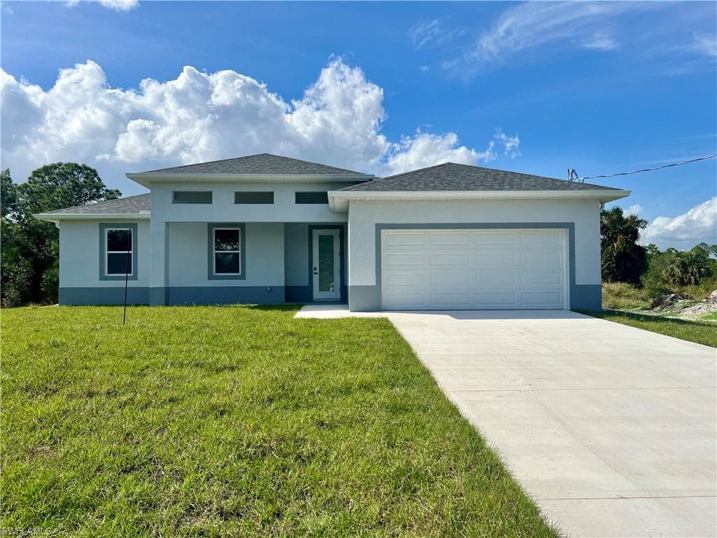 1907 Moore AVE LEHIGH ACRES, FL 33972