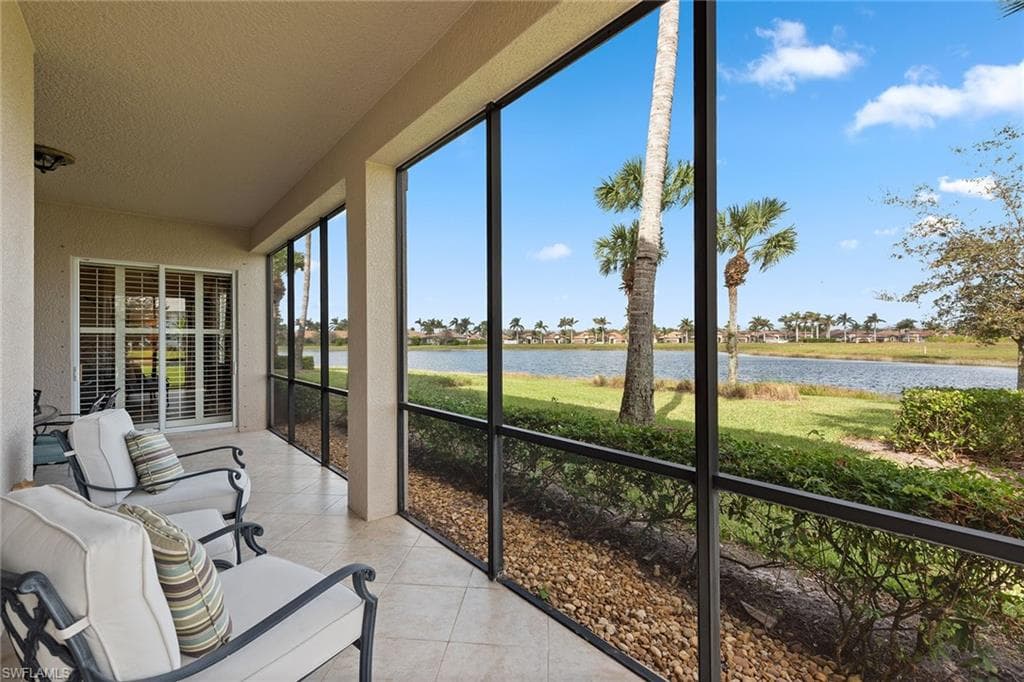 3190 Serenity CT 102 NAPLES, FL 34114