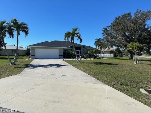 704 SW 32nd CT CAPE CORAL, FL 33991