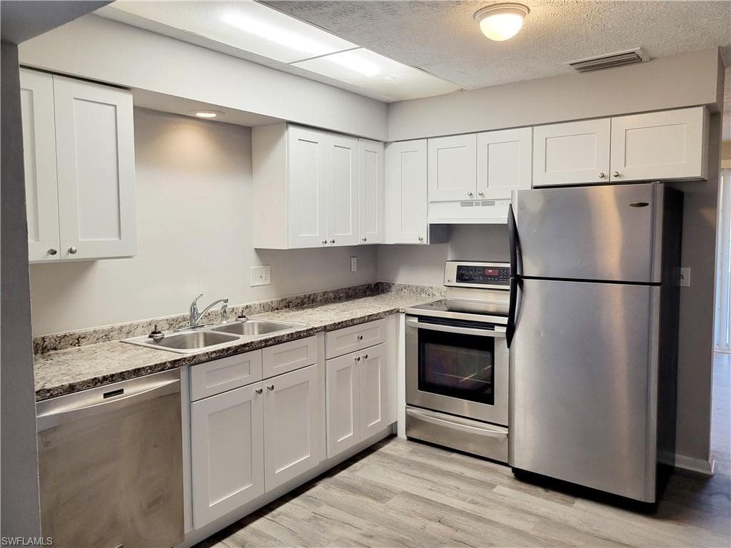 1103 SE 46th LN B CAPE CORAL, FL 33904