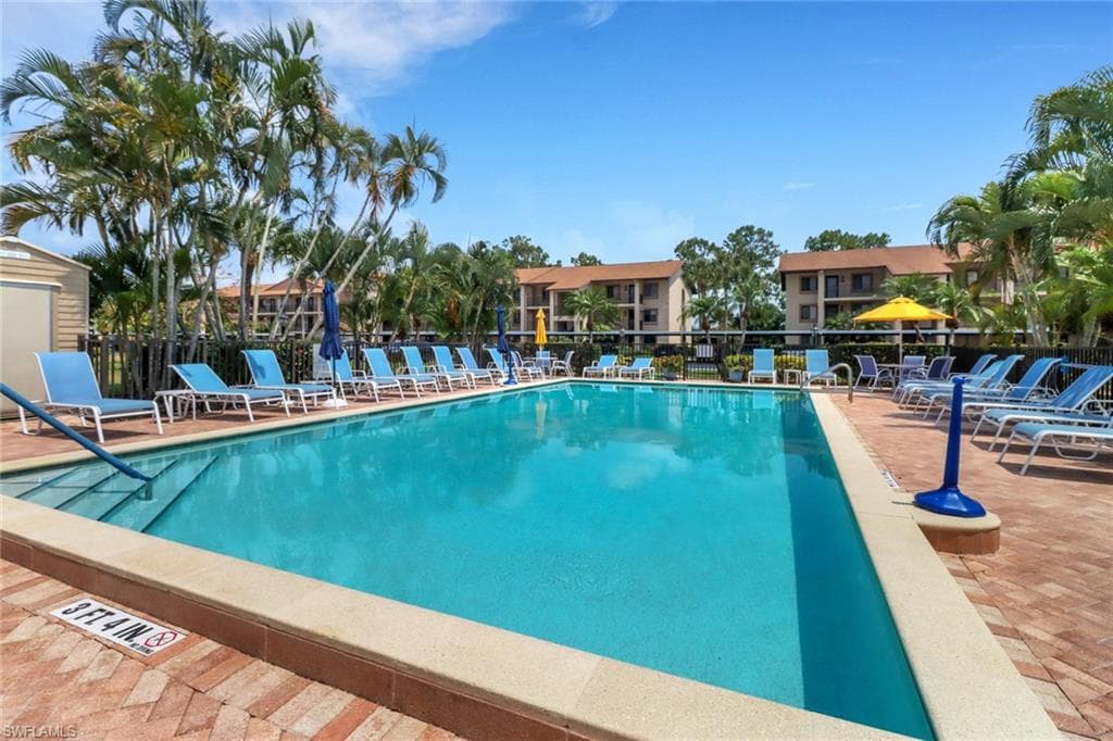 7340 Saint Ives WAY 3102 NAPLES, FL 34104
