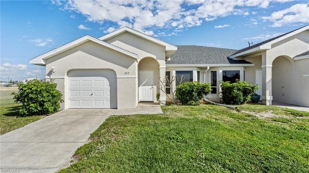 1813 Andalusia BLVD CAPE CORAL, FL 33909