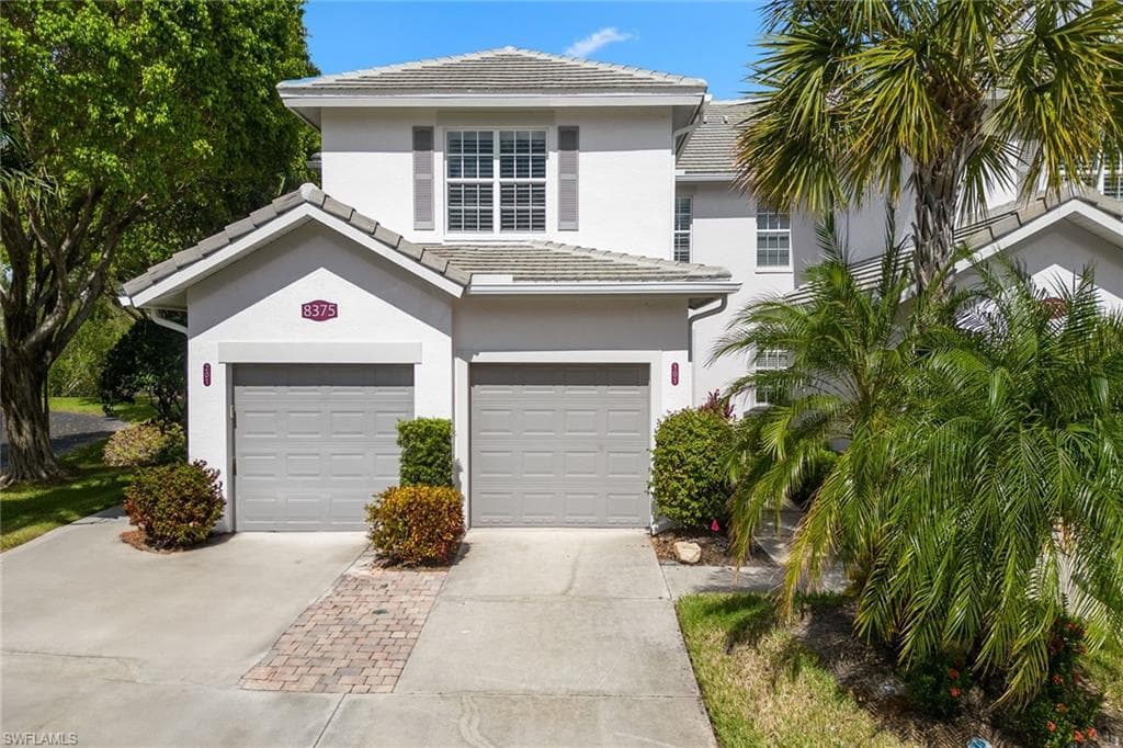 8375 Whisper Trace LN 101 NAPLES, FL 34114