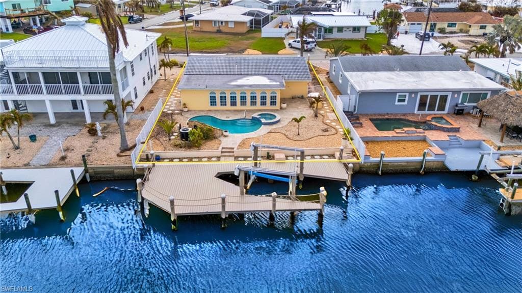 129 Albatross ST FORT MYERS BEACH, FL 33931