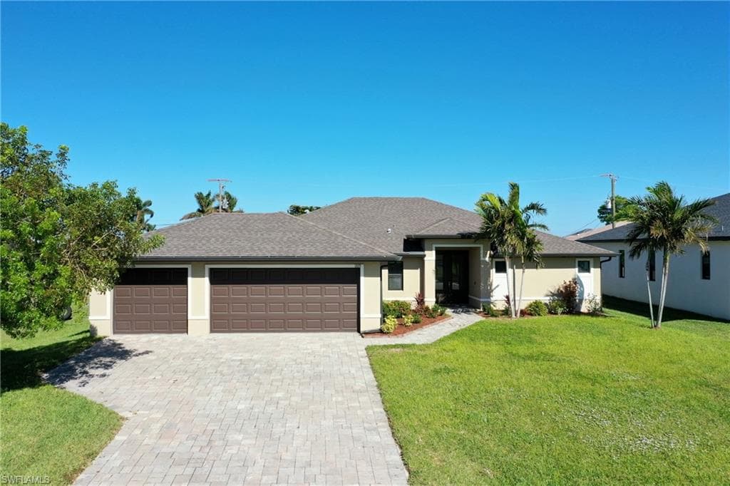 1819 SW 40th TER CAPE CORAL, FL 33914