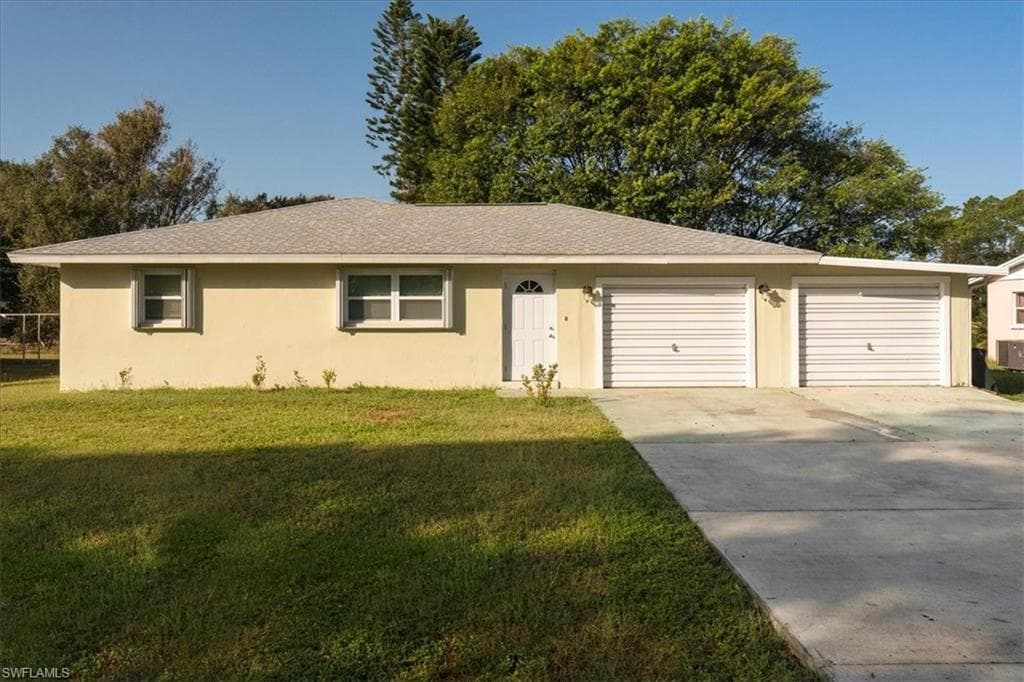 121 Connecticut RD LEHIGH ACRES, FL 33936